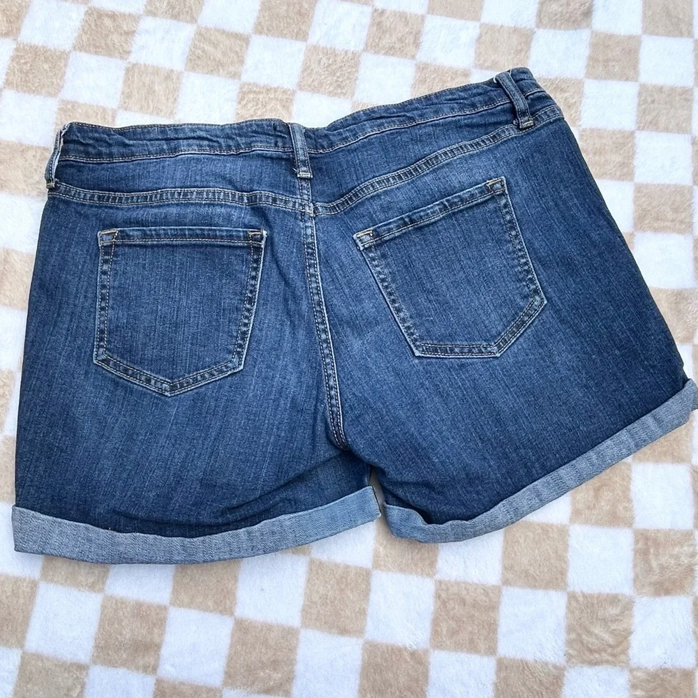 GAP Dark Blue boyfriend shorts - Picture 3 of 3
